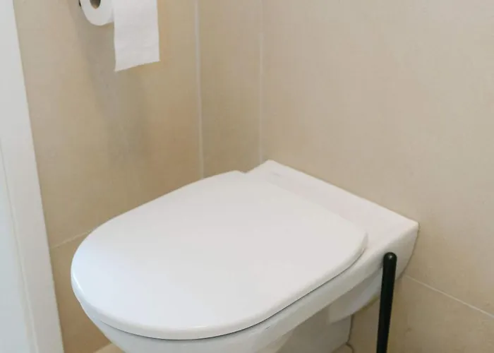 Homey 2br Perfect For 4-6 Metro Close To Naschmarkt Apartamento *