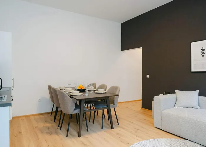 Homey 2br Perfect For 4-6 Metro Close To Naschmarkt *